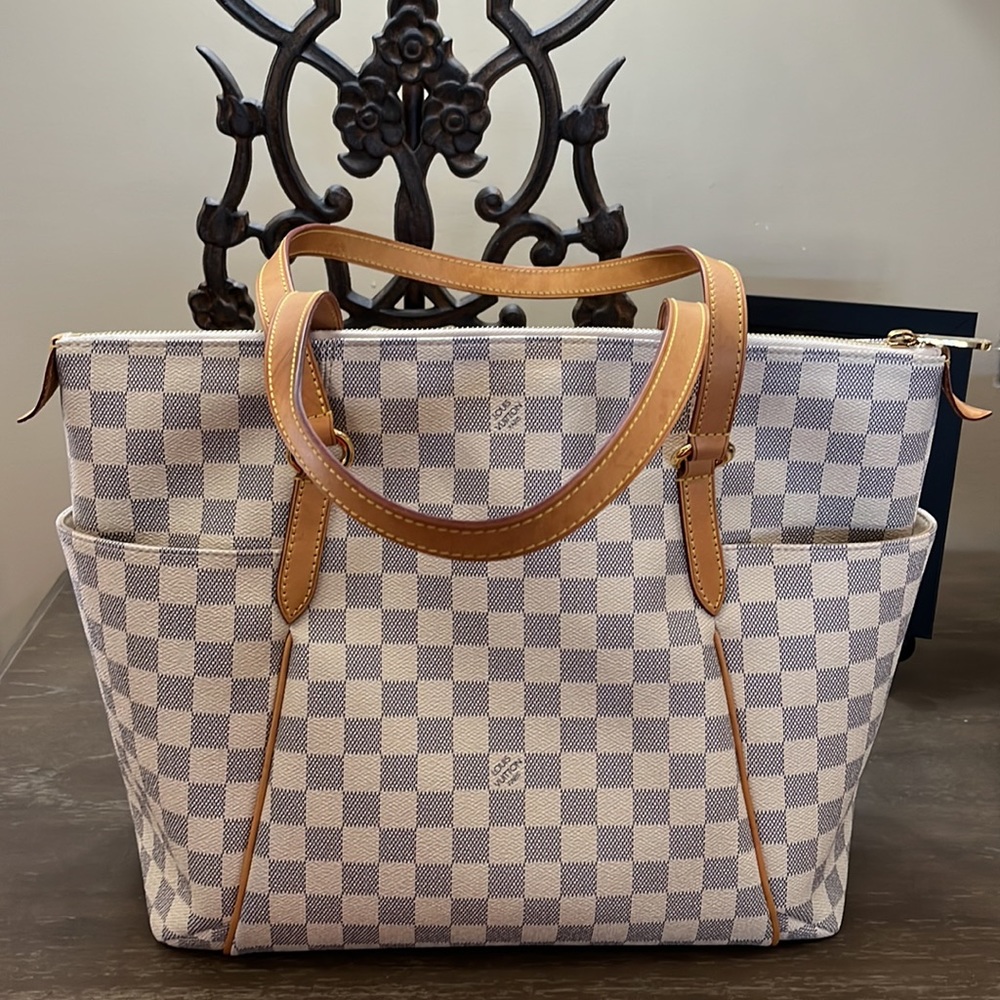 Louis Vuitton Totally MM Damier Azur